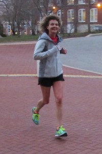 photo of Diane Kukich running